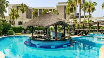 Le Meridien Dubai Hotel & Conference Centre