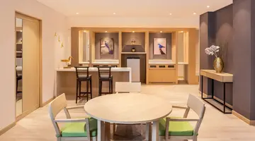 LE MERIDIEN KHAO LAK RESORT & SPA (ex. BANGSAK MERLIN RESORT)