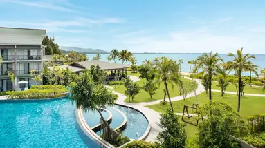 LE MERIDIEN KHAO LAK RESORT & SPA (ex. BANGSAK MERLIN RESORT)