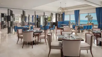 Le Meridien Lav Split