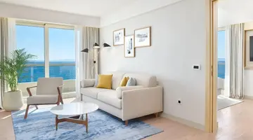 Le Meridien Lav Split