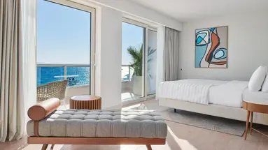 Le Meridien Lav Split