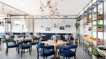 Le Meridien Lav Split