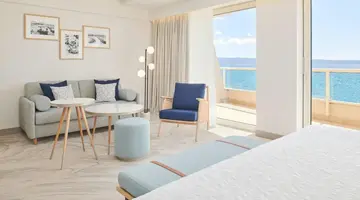 Le Meridien Lav Split