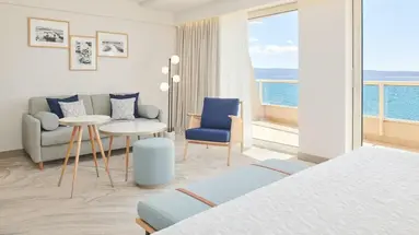 Le Meridien Lav Split
