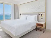 Le Meridien Lav Split