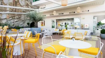 Le Meridien Lav Split