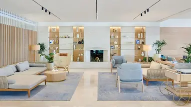 Le Meridien Lav Split