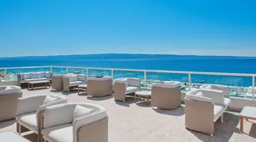 Le Meridien Lav Split