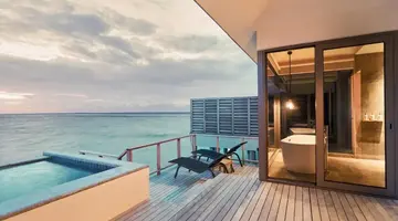 LE MERIDIEN MALDIVES RESORT & SPA