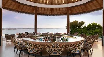 LE MERIDIEN MALDIVES RESORT & SPA
