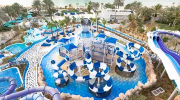 Le Meridien Mina Seyahi Beach Resort & Waterpark