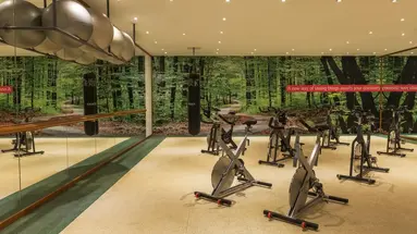 Le Meridien Mina Seyahi Beach Resort
