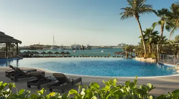 Le Meridien Mina Seyahi Beach Resort
