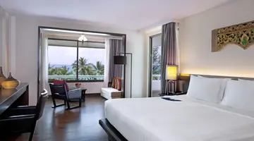 LE MERIDIEN PHUKET BEACH RESORT