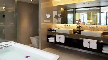 LE MERIDIEN PHUKET BEACH RESORT