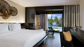 LE MERIDIEN PHUKET BEACH RESORT