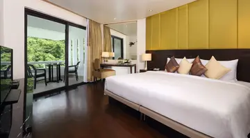 LE MERIDIEN PHUKET BEACH RESORT