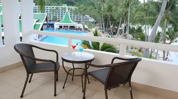 LE MERIDIEN PHUKET BEACH RESORT