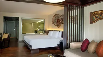 LE MERIDIEN PHUKET BEACH RESORT