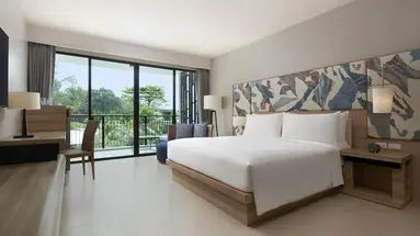 LE MERIDIEN PHUKET MAI KHAO BEACH RESORT