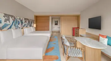 LE MERIDIEN PHUKET MAI KHAO BEACH RESORT