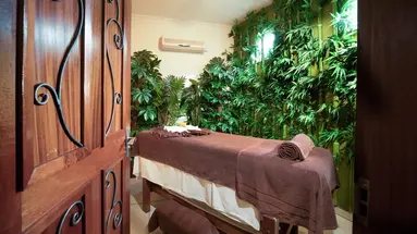 Le Palmiste Resort & Spa