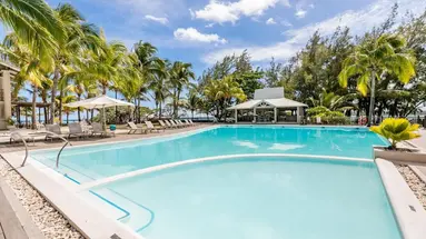 Le Peninsula Bay Beach Resort & SPA