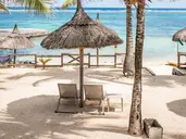 Le Peninsula Bay Beach Resort & Spa