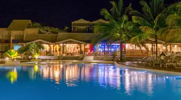 Le Peninsula Bay Beach Resort & Spa