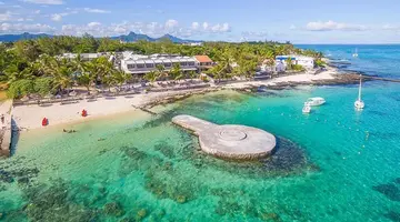 Le Peninsula Bay Beach Resort & SPA