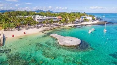 Le Peninsula Bay Beach Resort & SPA