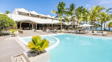 Le Peninsula Bay Beach Resort & SPA