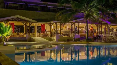 Le Peninsula Bay Beach Resort & SPA