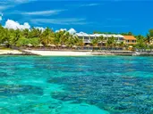 Le Peninsula Bay Beach Resort & Spa