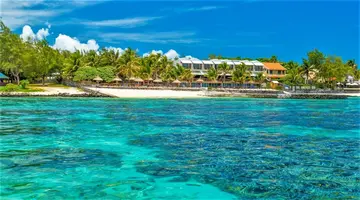 Le Peninsula Bay Beach Resort & Spa