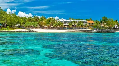 Le Peninsula Bay Beach Resort & Spa