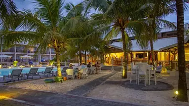 Le Peninsula Bay Beach Resort & SPA