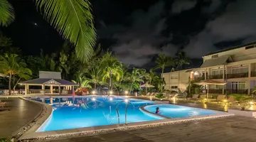 Le Peninsula Bay Beach Resort & SPA