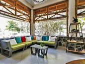 Le Peninsula Bay Beach Resort & Spa