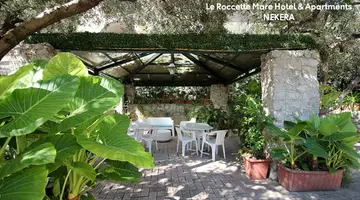 LE ROCCETTE MARE APARTMENTS