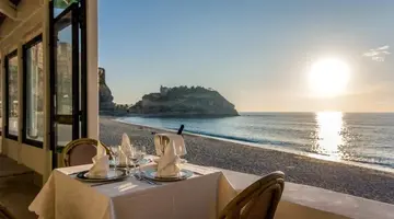 LE ROCCETTE MARE HOTEL