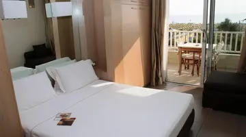 Le Rose Suite Hotel