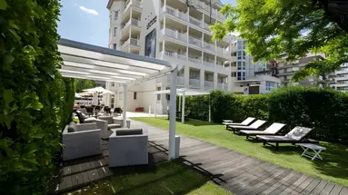 Le Rose Suite Hotel