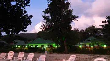 LE SURMER SELF CATERING CHALETS