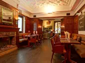 Le Windsor Jungle Art Hotel