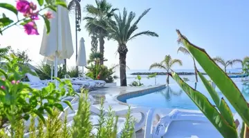 Lebay Beach Hotel