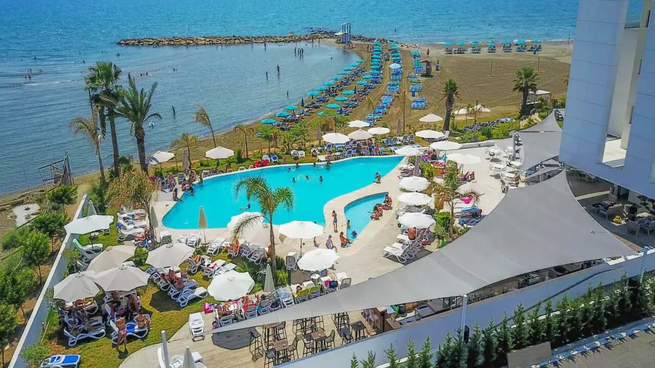 Lebay Beach Hotel