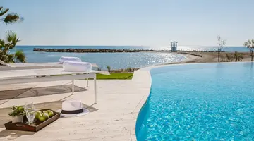 LEBAY BEACH HOTEL