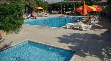 Leda Beach Hotel